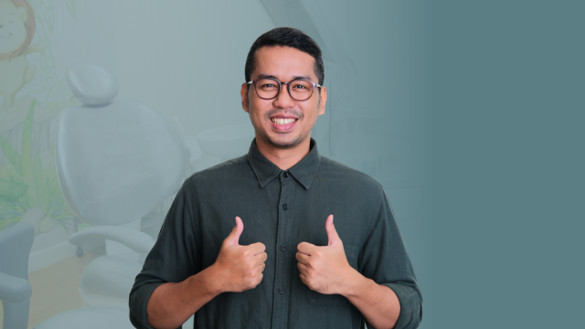 Teeth Stain: Kenali dan Cari Solusinya